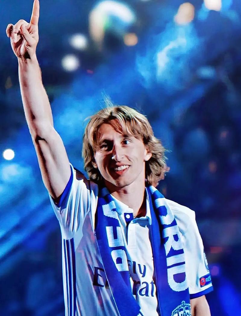 尼克斯123-111力克快船止4连败，哈登23+9，唐斯20+11